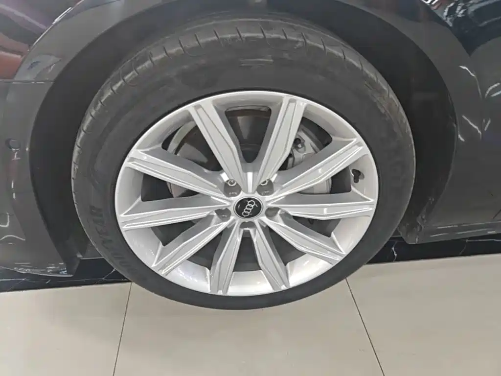 Audi A6L — миниатюра 23