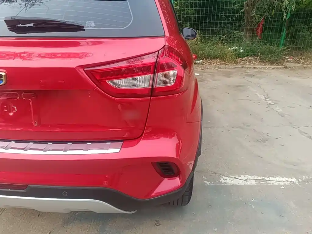 Geely Vision X3 — миниатюра 8