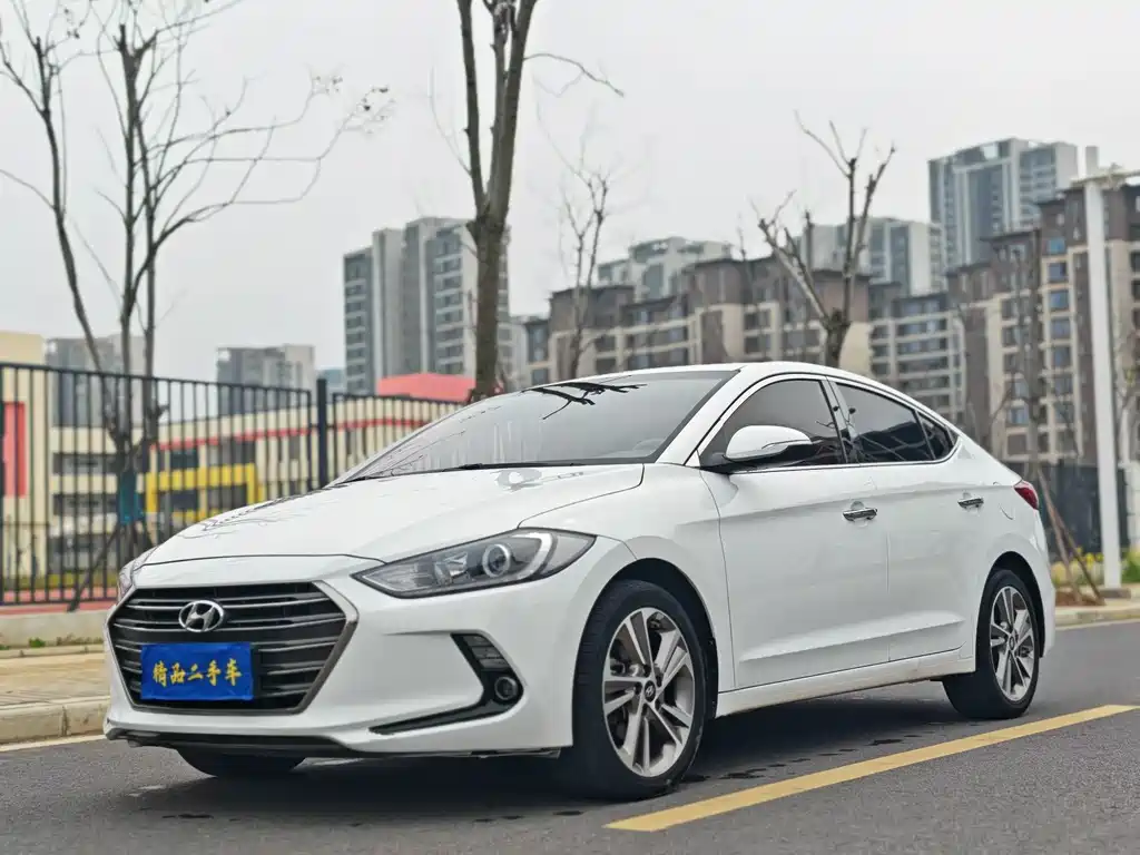 Hyundai Elantra 2018