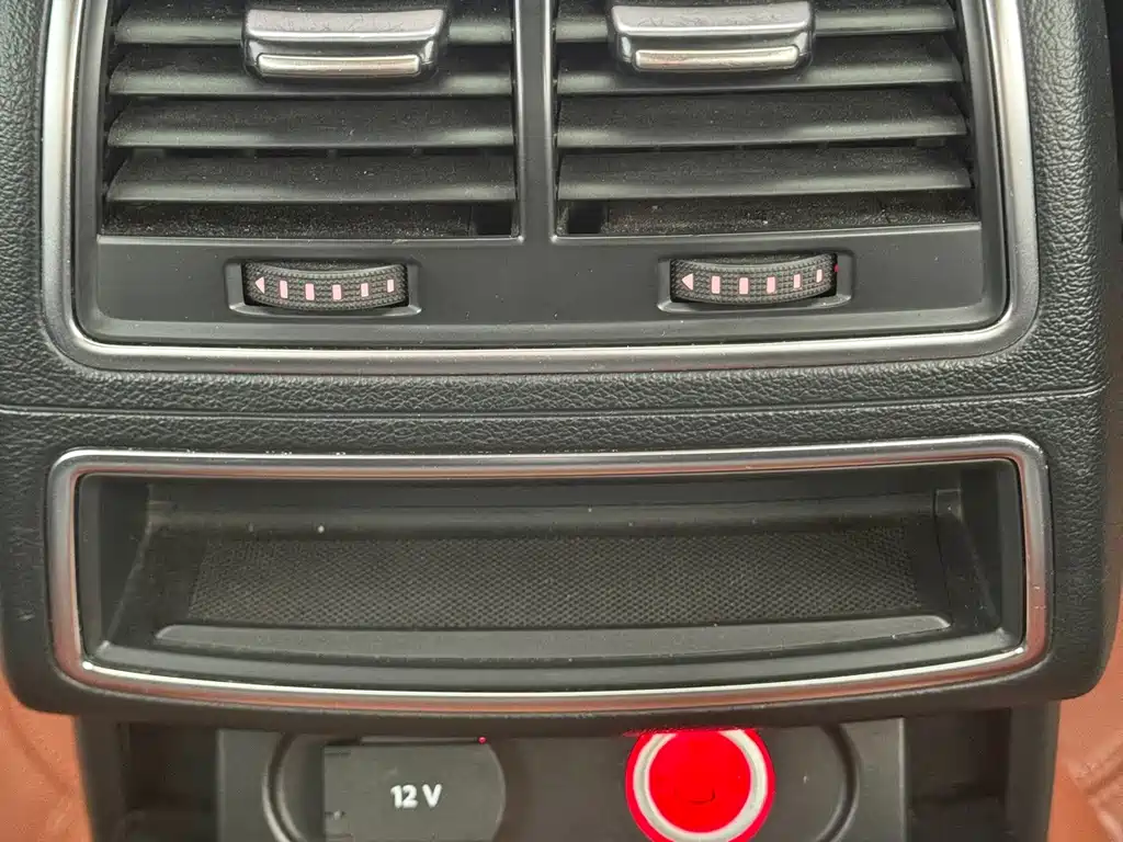 Audi A6L — миниатюра 21