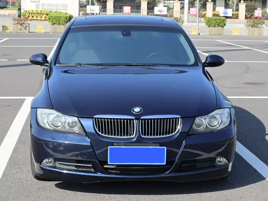 BMW 3 Series 3 2008 325i 6MT