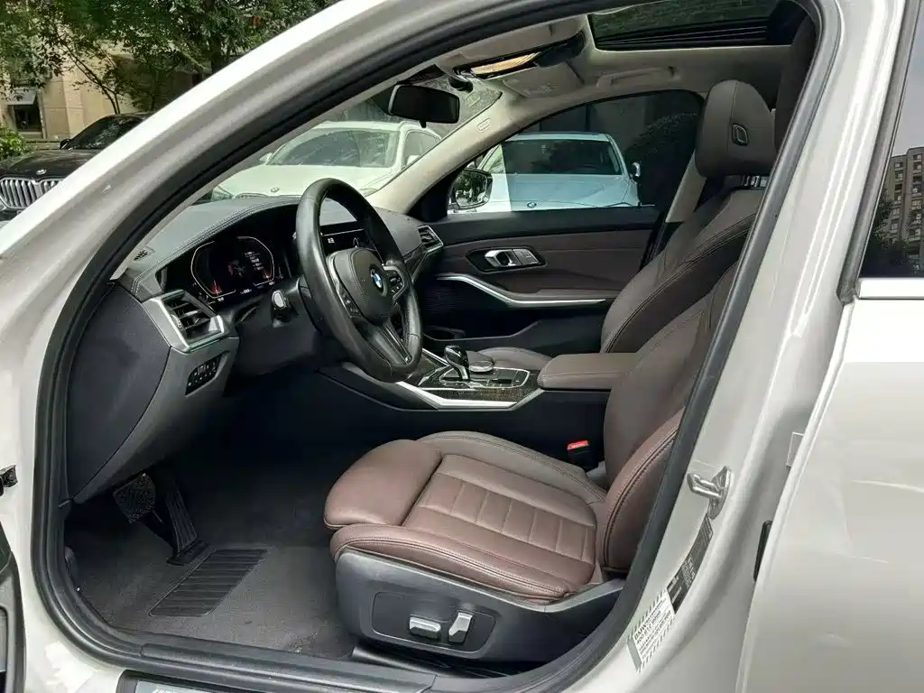 BMW 3 Series — миниатюра 6