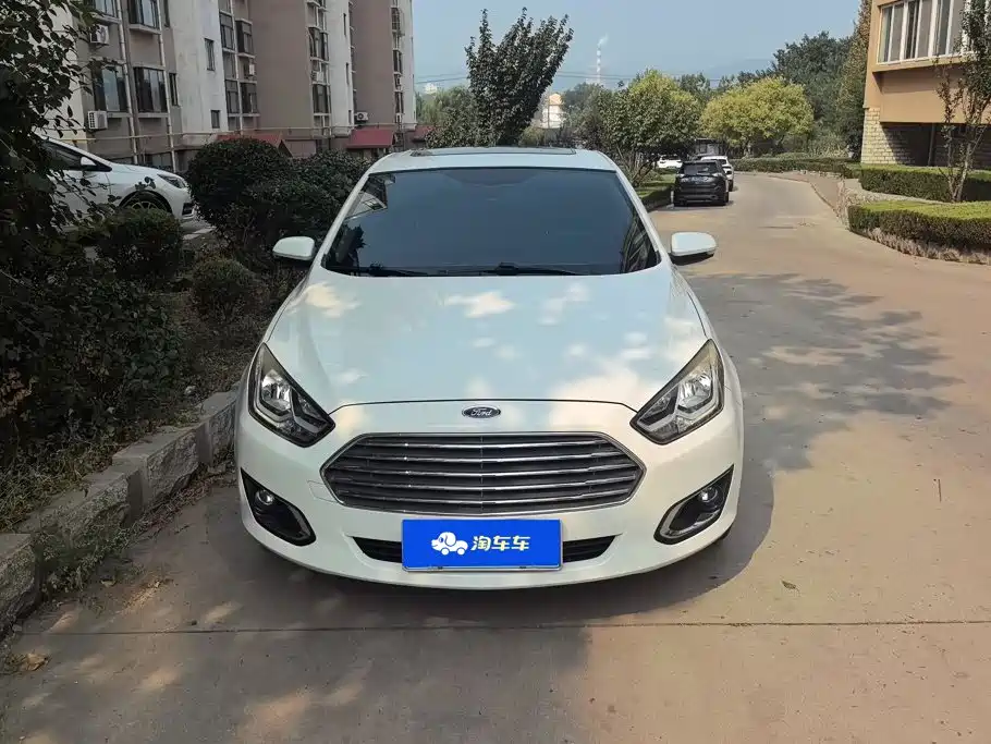 Ford Escort — миниатюра 2