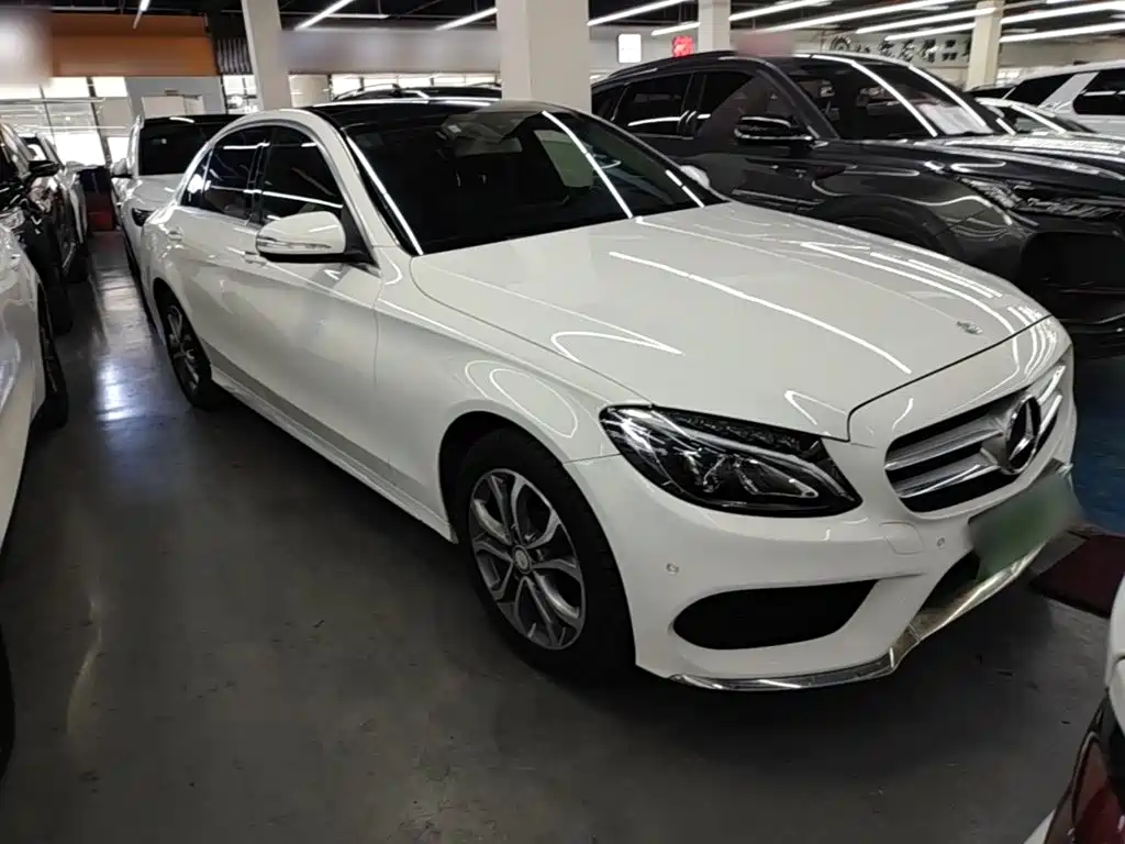 Mercedes-Benz C-Class — миниатюра 4