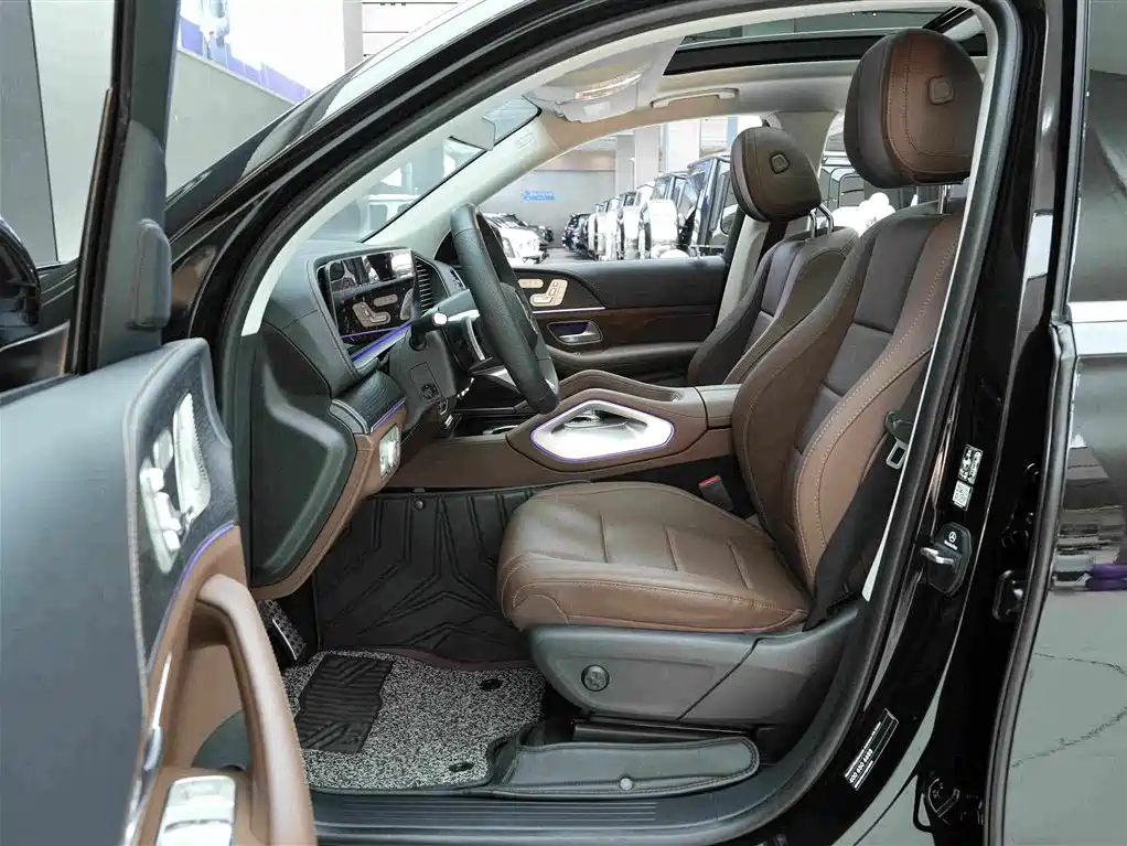 Mercedes-Benz GLS — миниатюра 11