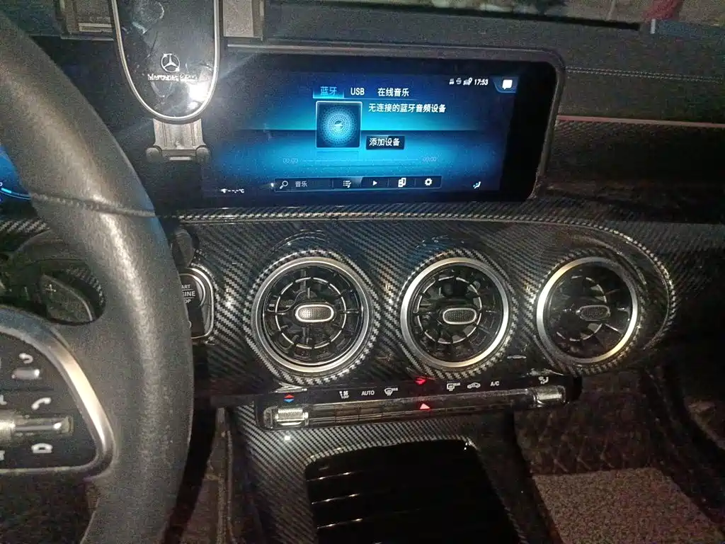 Mercedes-Benz A-Class — миниатюра 9