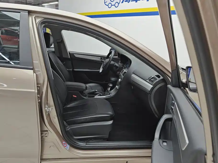Zhonghua H530 — миниатюра 8