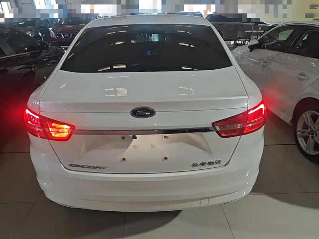 Ford Escort — миниатюра 6
