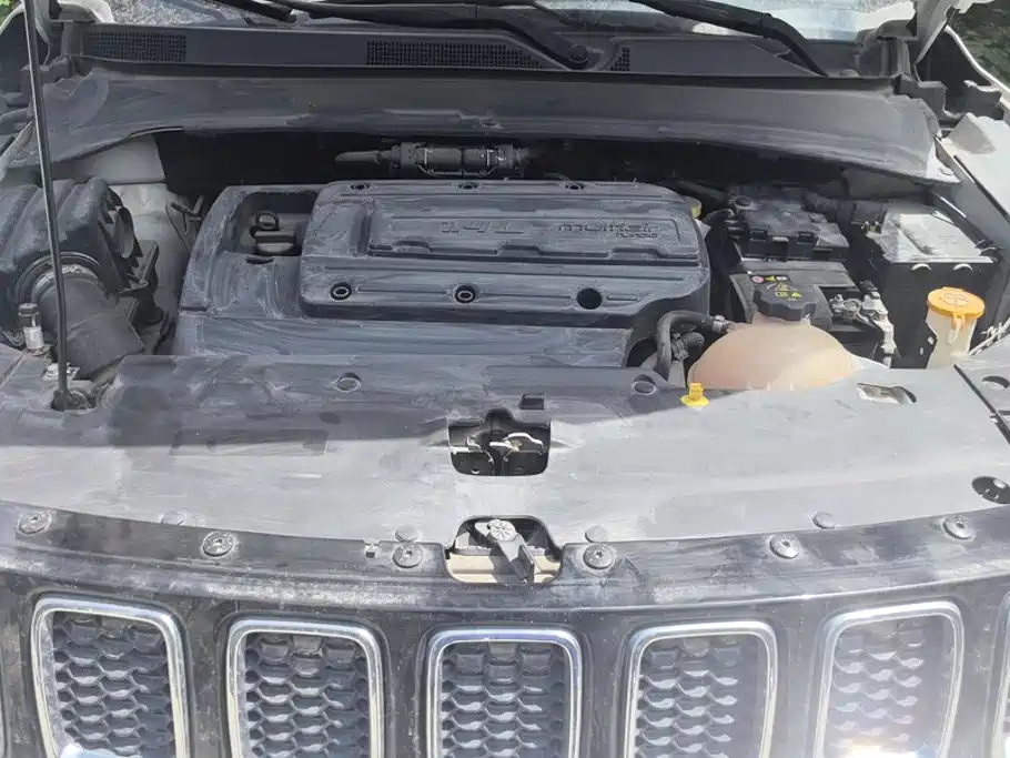Jeep Compass — миниатюра 10