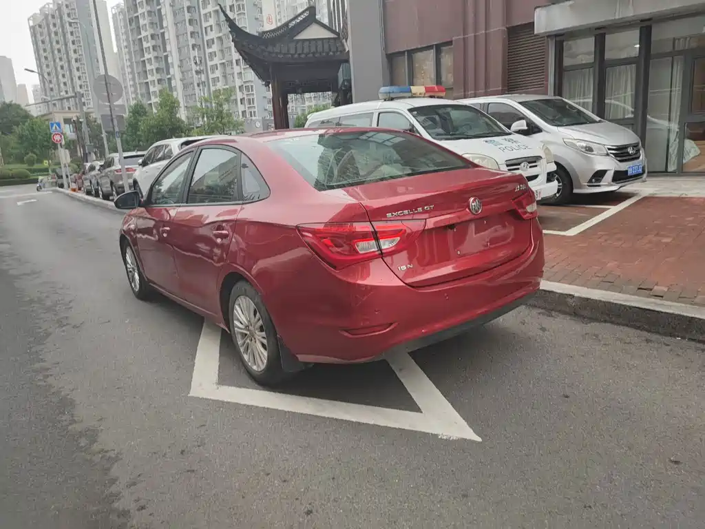 Buick Excelle — миниатюра 5