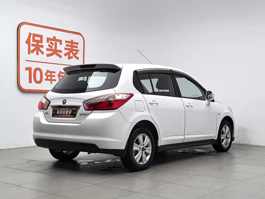 Venucia R50 — миниатюра 2