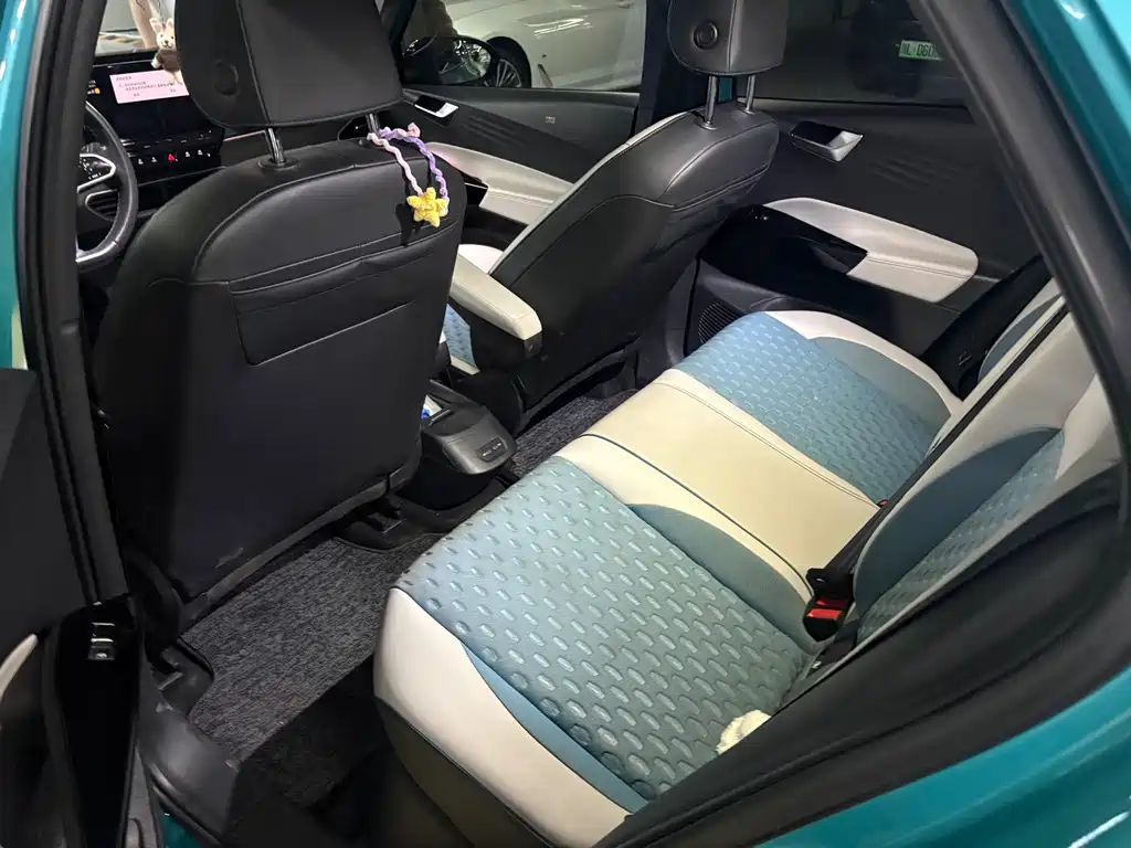 Volkswagen ID.3 — миниатюра 5