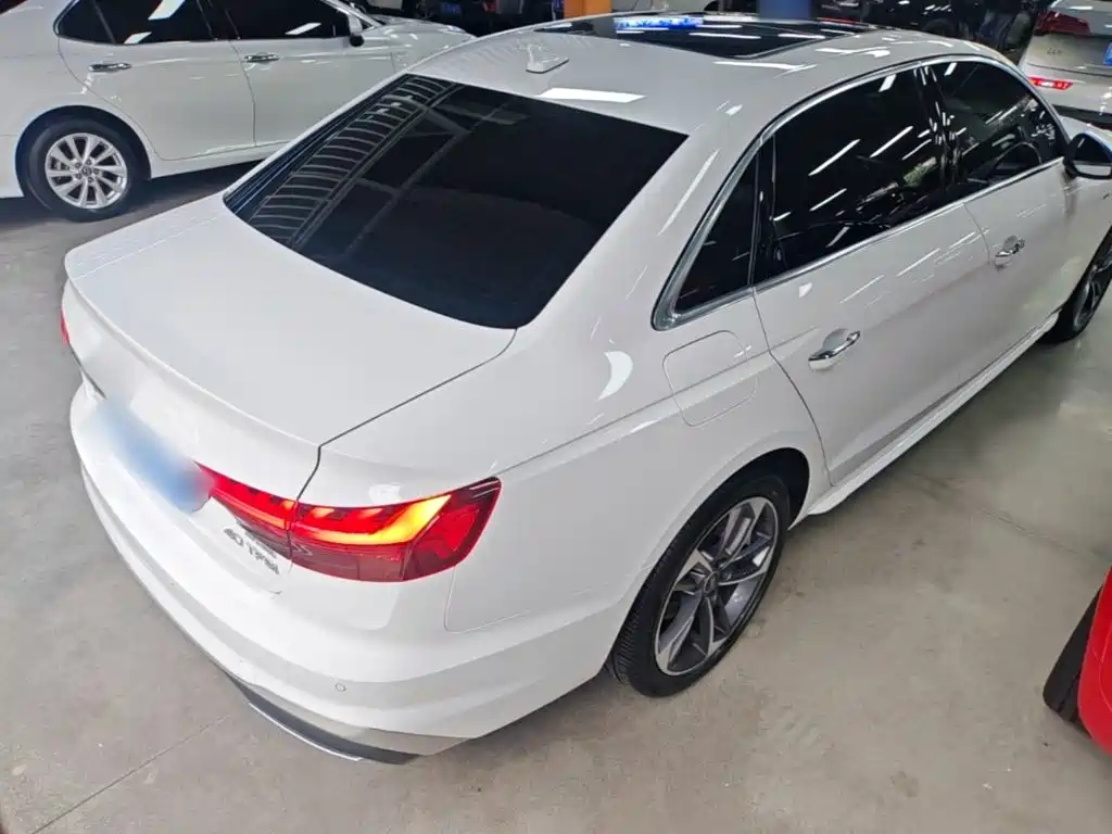Audi A4L — миниатюра 7