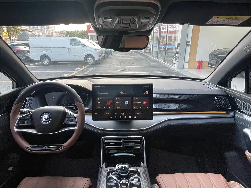 BYD Tang New Energy — миниатюра 30