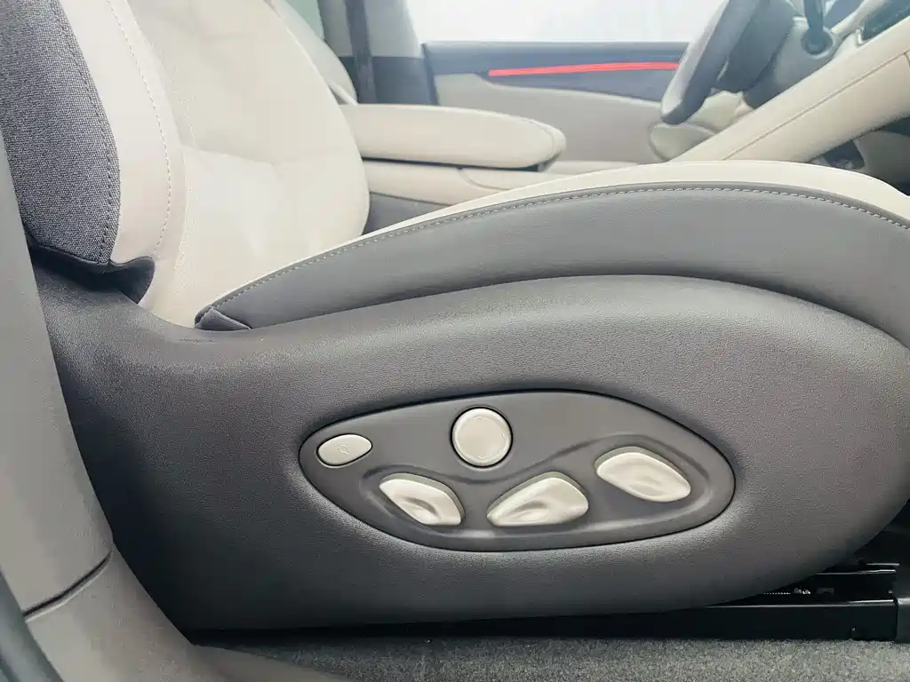 ZHIJI AUTOMOBILE ZHIJI LS6