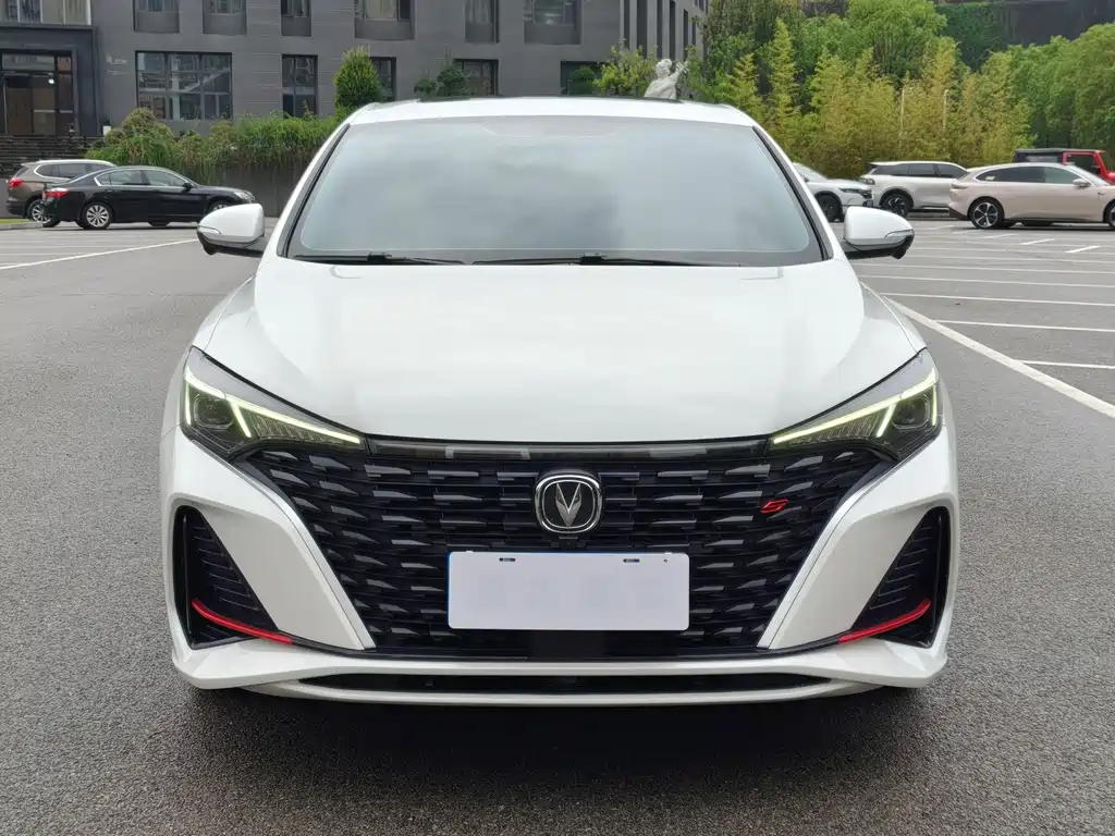 Changan Eado — миниатюра 2