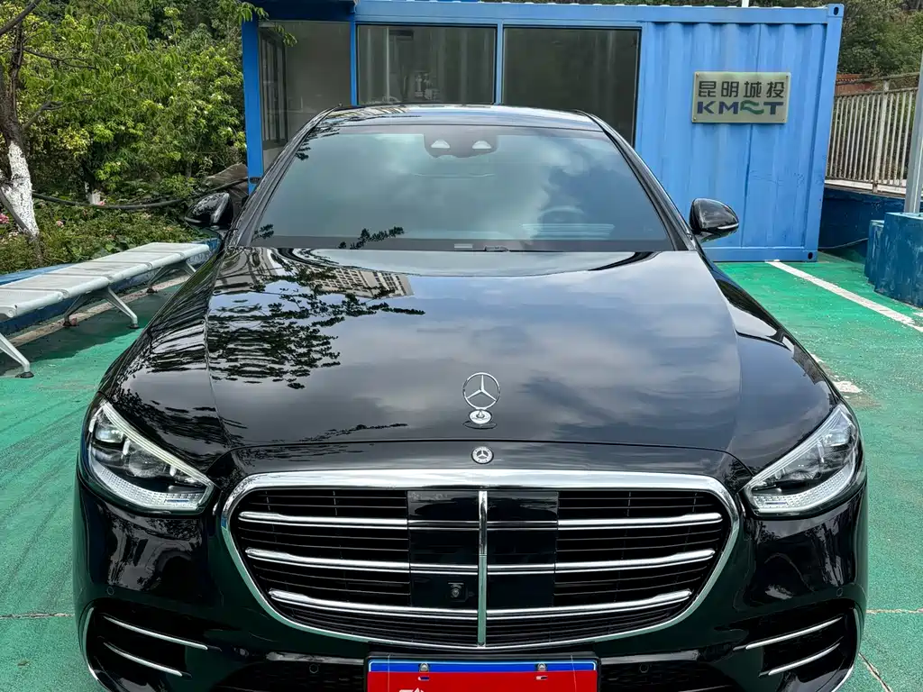 Mercedes-Benz S-Class 2021