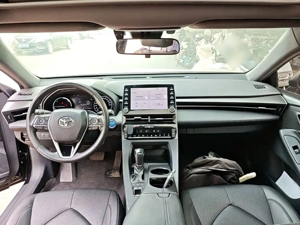 Toyota Avalon — миниатюра 10