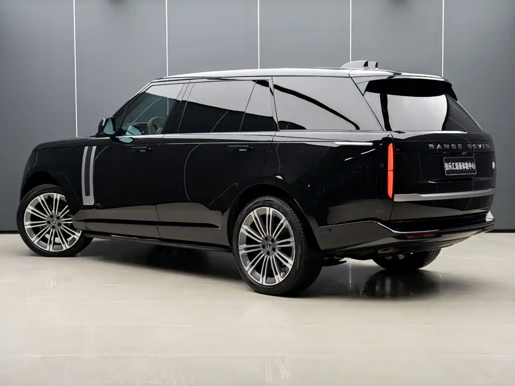 Land Rover Range Rover 2024 3.0 L6 400PS SV Long Wheelbase