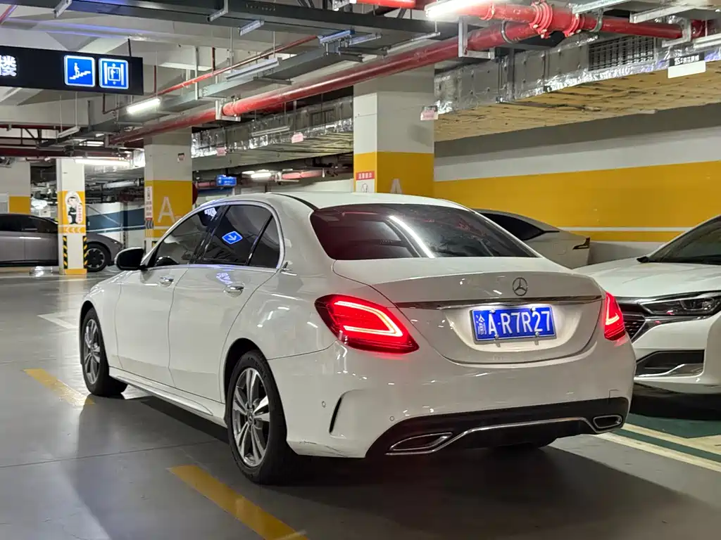 Mercedes-Benz C-Class — миниатюра 9