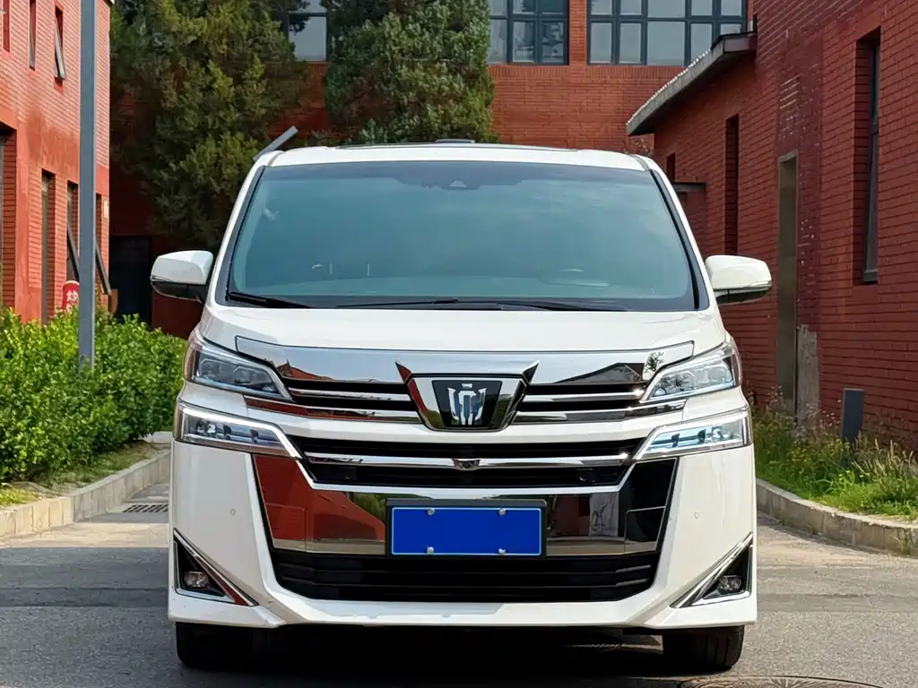Toyota Vellfire 2021 2.5L HV Luxury