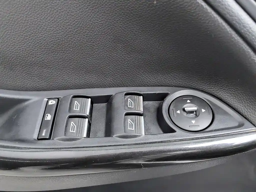 Ford Focus — миниатюра 9
