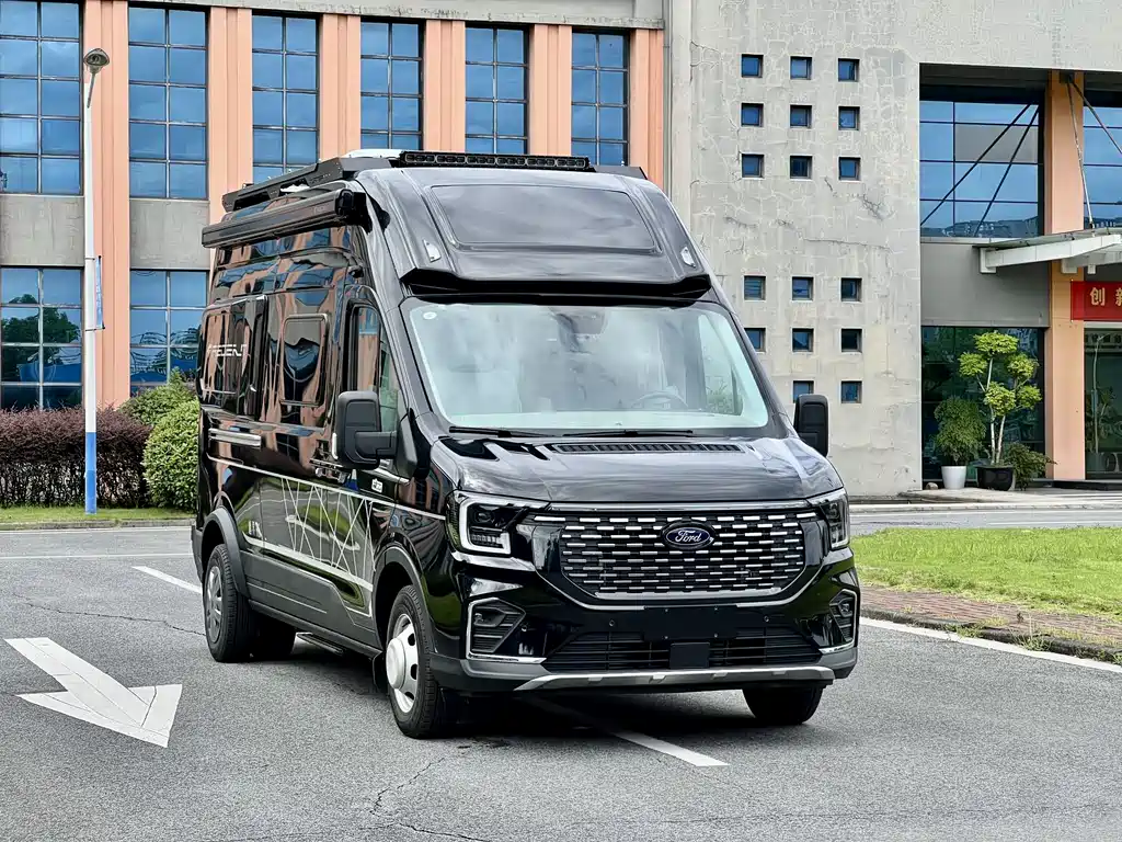 Ford Transit T8 — миниатюра 3
