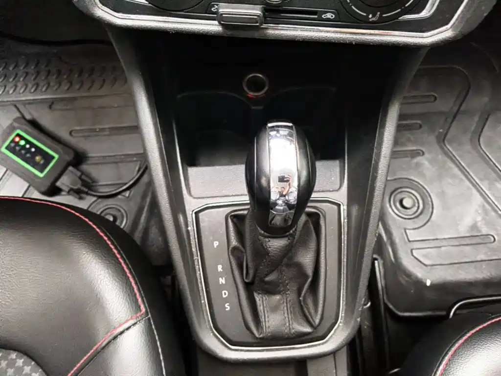Volkswagen Santana — миниатюра 14