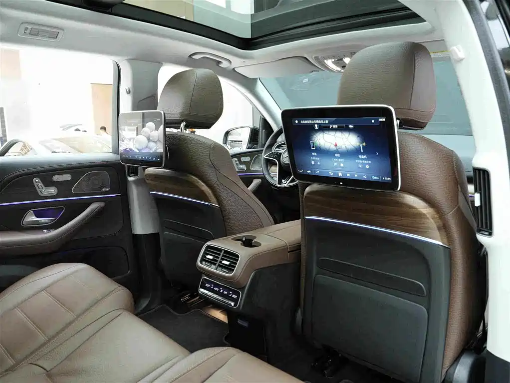 Mercedes-Benz GLS — миниатюра 15