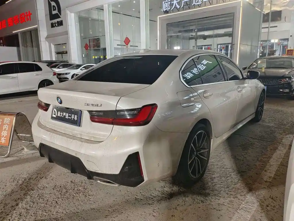 BMW 3 Series — миниатюра 4