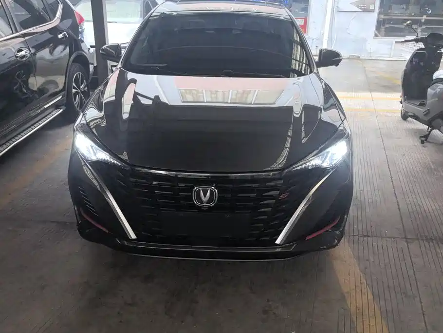 Changan Eado — миниатюра 2