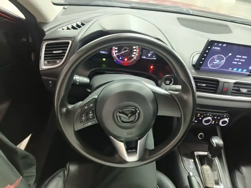 Mazda 3 Axela — миниатюра 11
