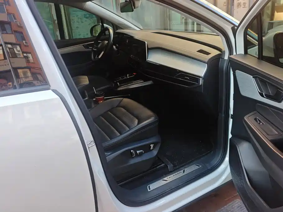 Volkswagen Talagon — миниатюра 8