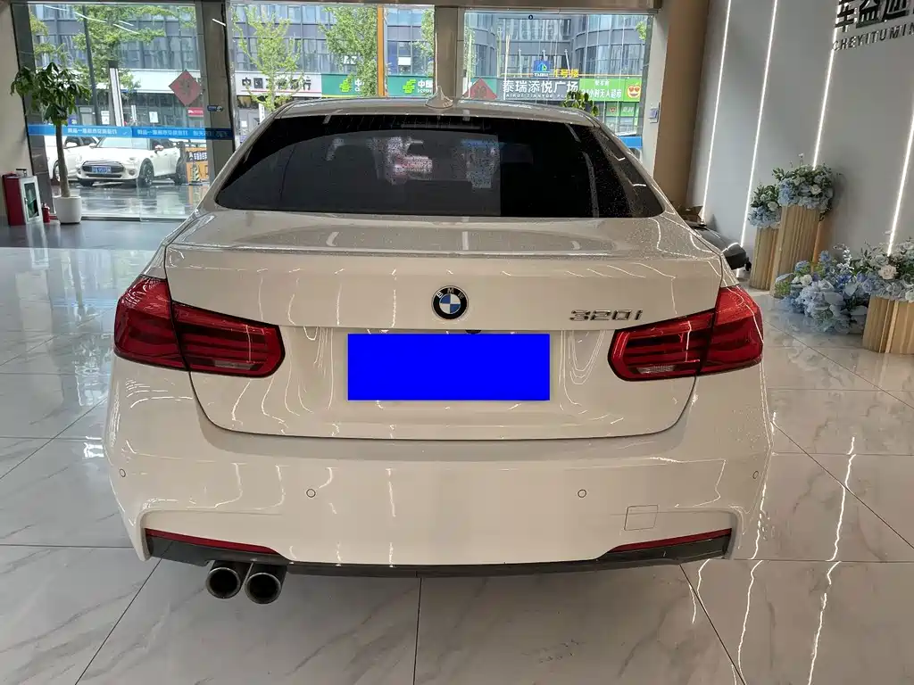 BMW 3 Series — миниатюра 5