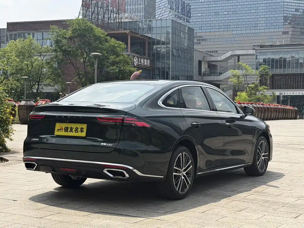 Geely Emgrand 2026 5 1.5T DCT Flagship