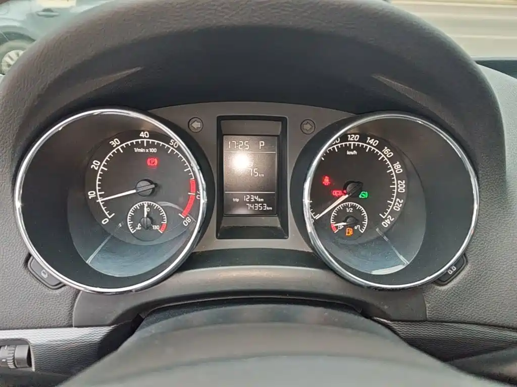 Skoda Yeti — миниатюра 12