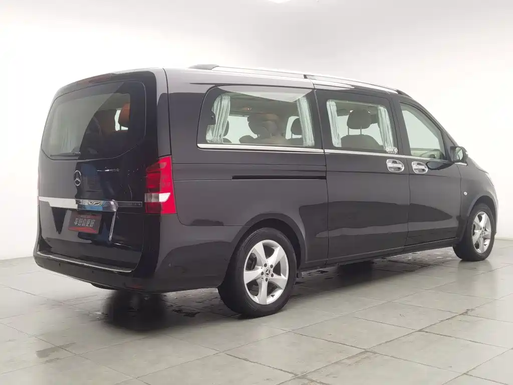 Mercedes-Benz Vito — миниатюра 2