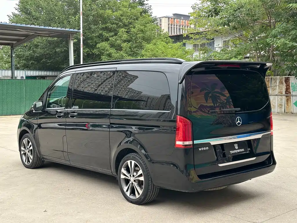 Mercedes-Benz V-Class — миниатюра 5
