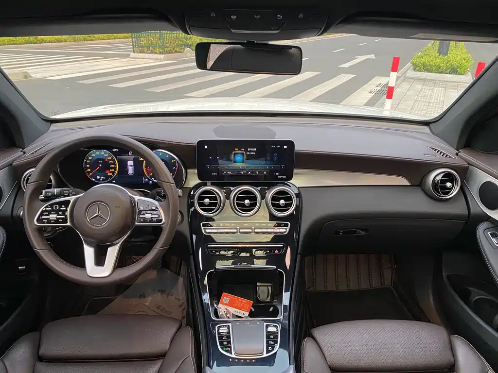 Mercedes-Benz GLC 2020 GLC 260 L 4MATIC