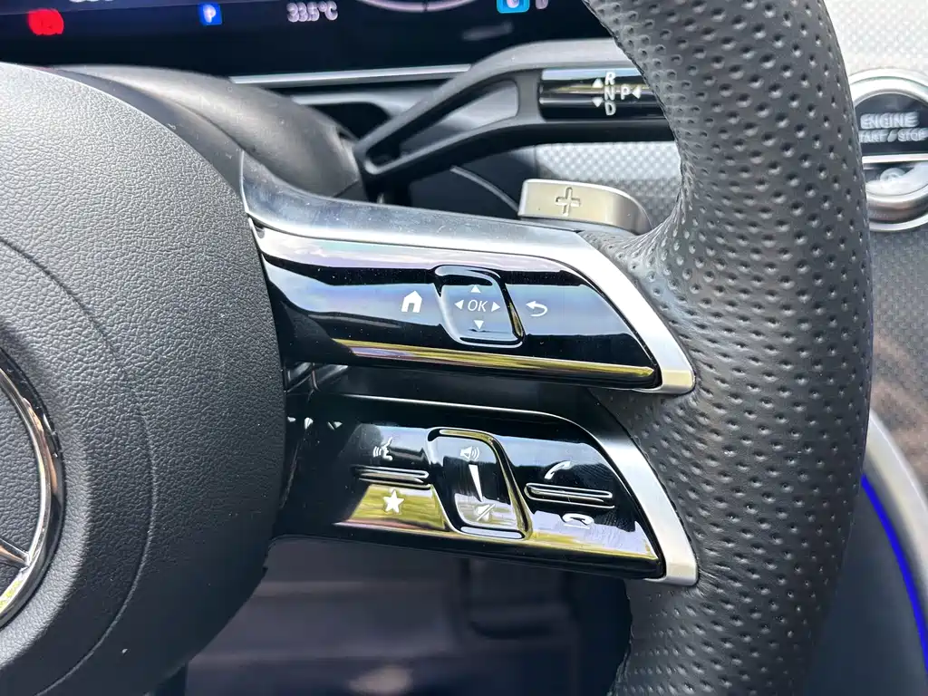 Mercedes-Benz C-Class — миниатюра 13