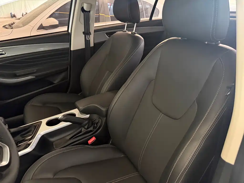 Chery Arrizo 5 — миниатюра 10