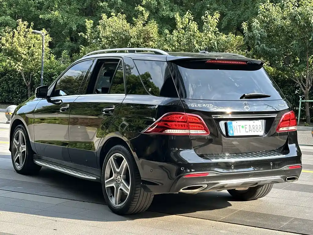 Mercedes-Benz GLE (Import) — миниатюра 9