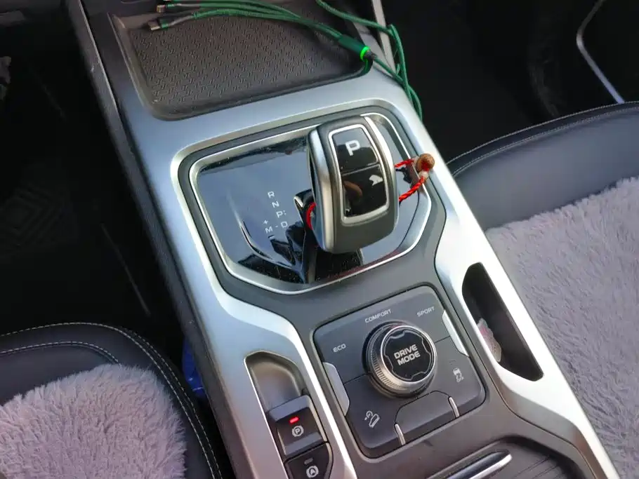 Geely Haoyue — миниатюра 16