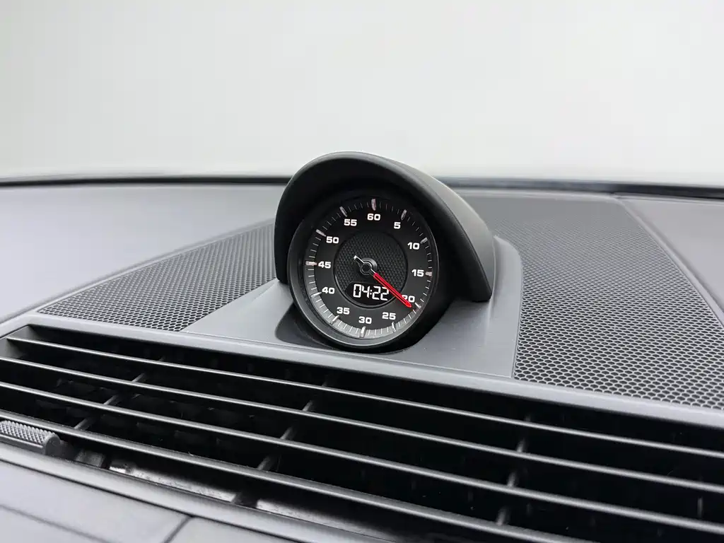 Porsche Panamera — миниатюра 11