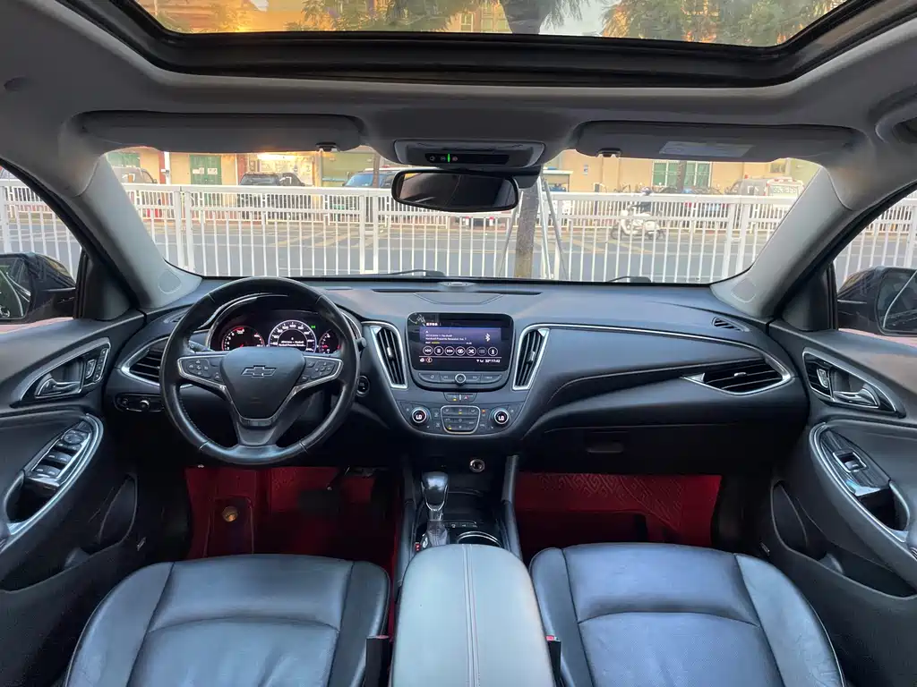 Chevrolet Malibu XL — миниатюра 12