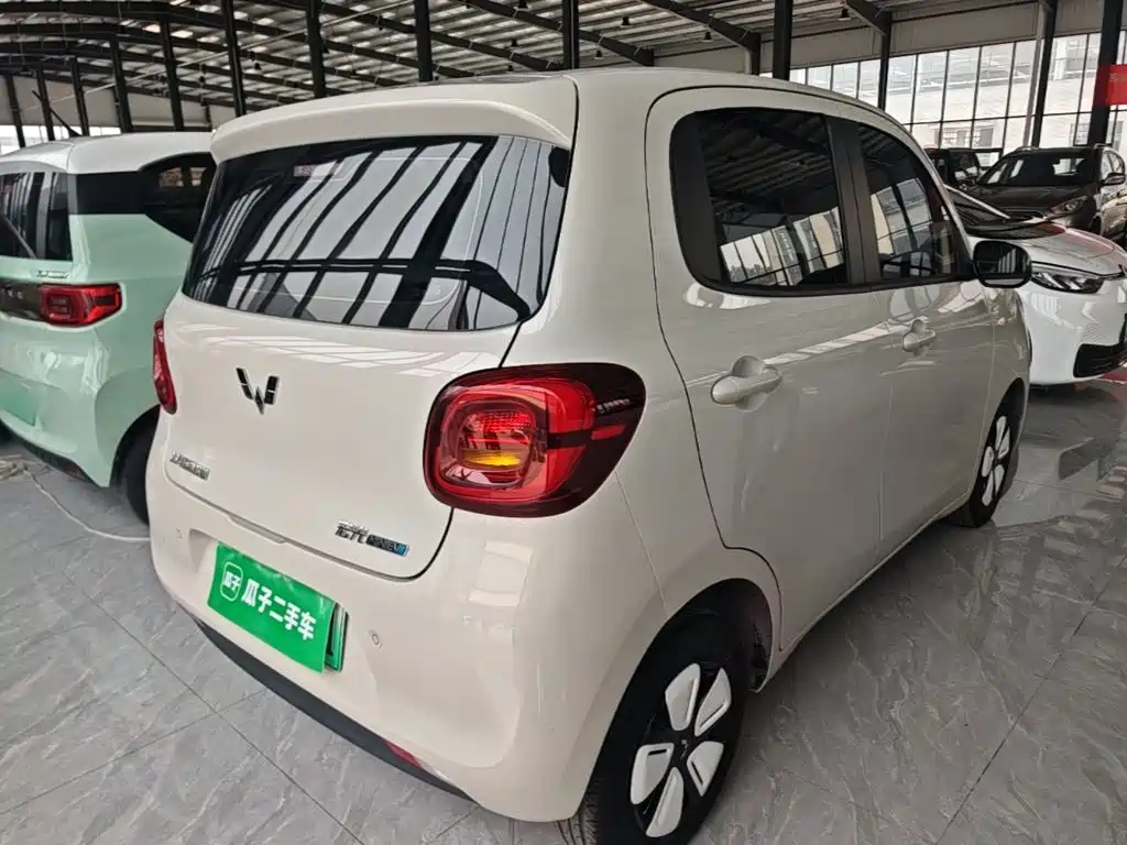 Wuling MINIEV — миниатюра 7