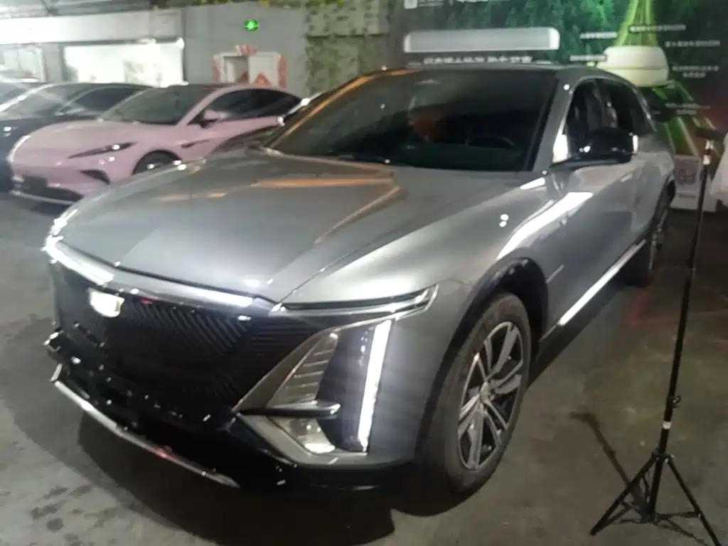 Cadillac Lyriq — миниатюра 2
