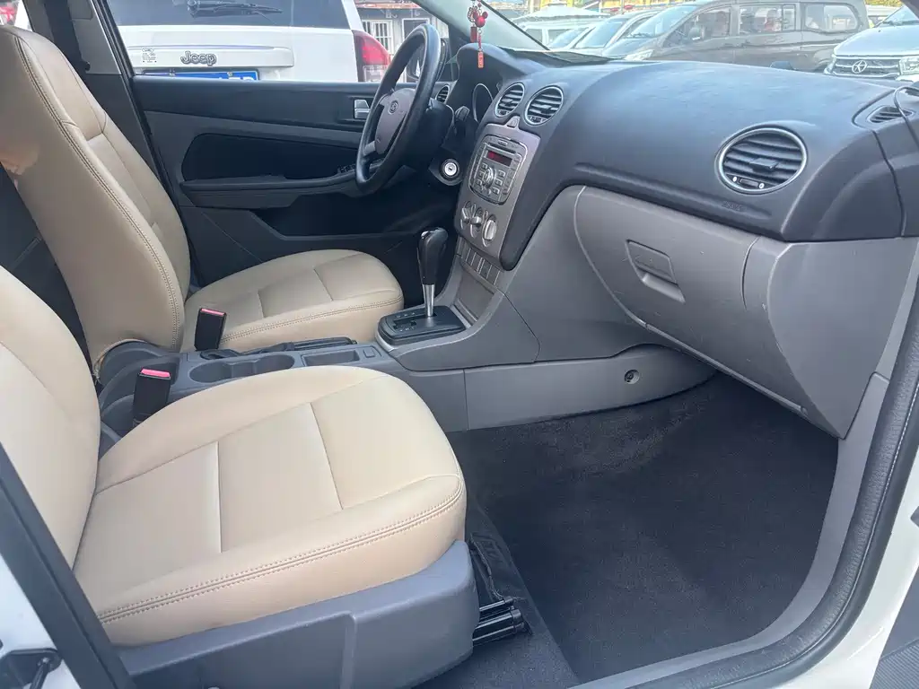 Ford Focus — миниатюра 15