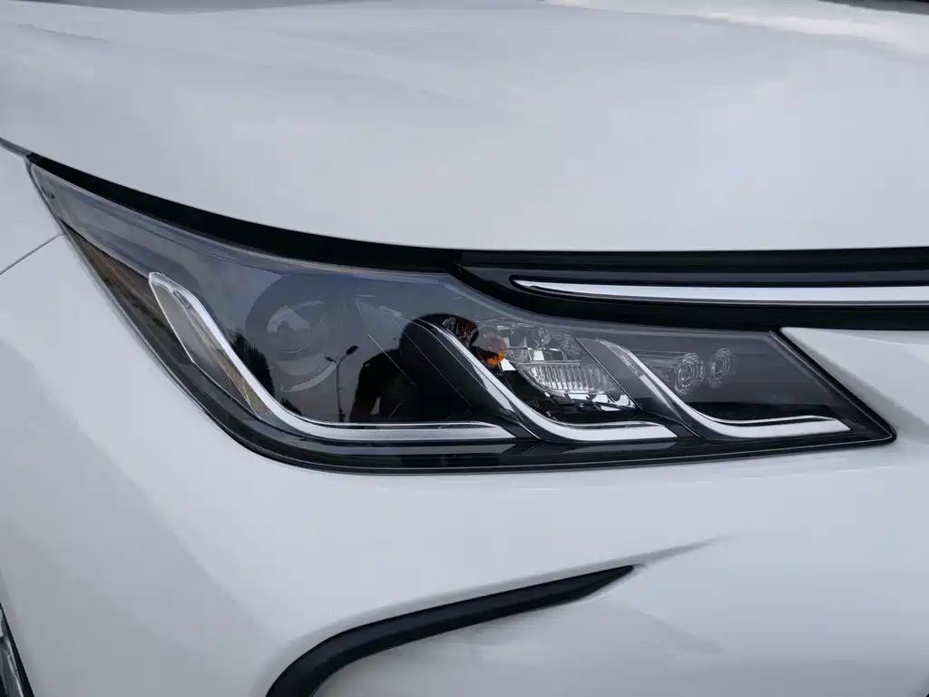 Toyota Corolla — миниатюра 4