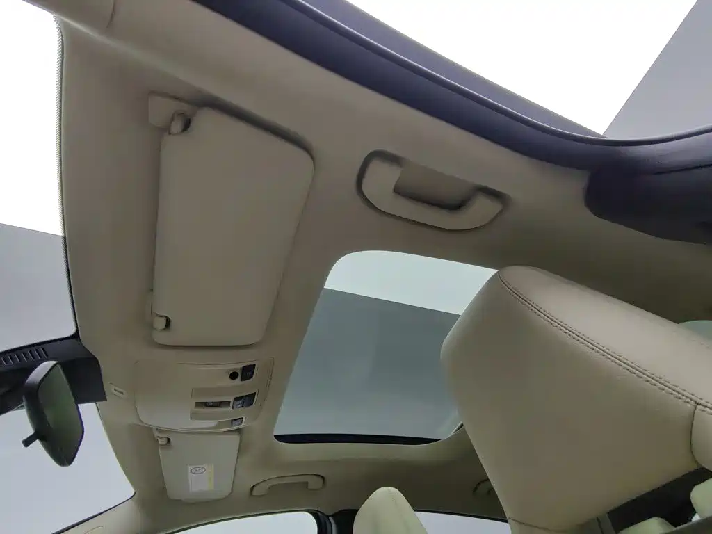Mercedes-Benz GLA — миниатюра 14